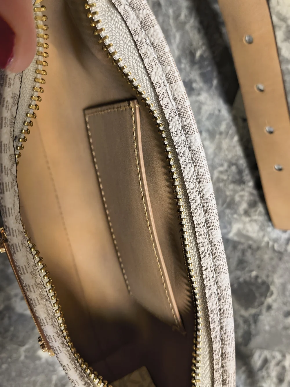 Michael Kors Belt Bag - Signature Print